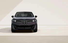 BMW iX 4 50/xDrive/M SPORT PRO/ICONIC GLOW/H&K/HUD/360/ | Auto.bg — изображение 2