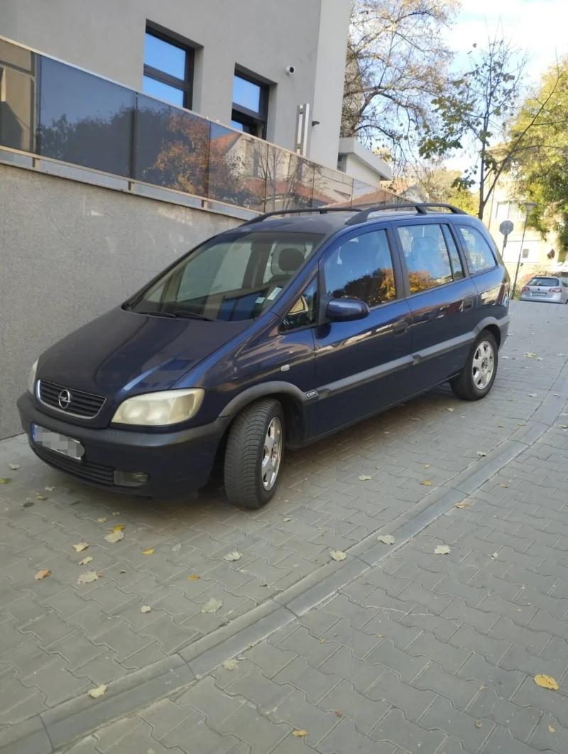 Opel Zafira, снимка 3 - Автомобили и джипове - 47840580