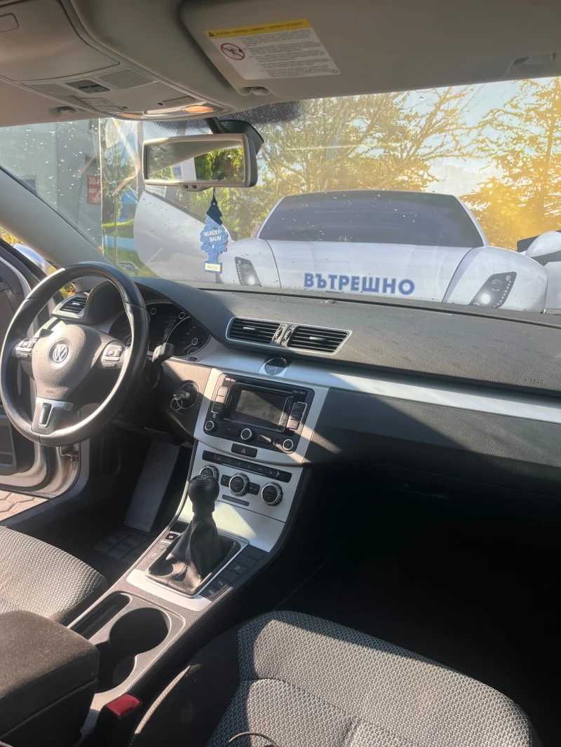 VW Passat VW Passat 1.6TDI, снимка 7 - Автомобили и джипове - 52102739
