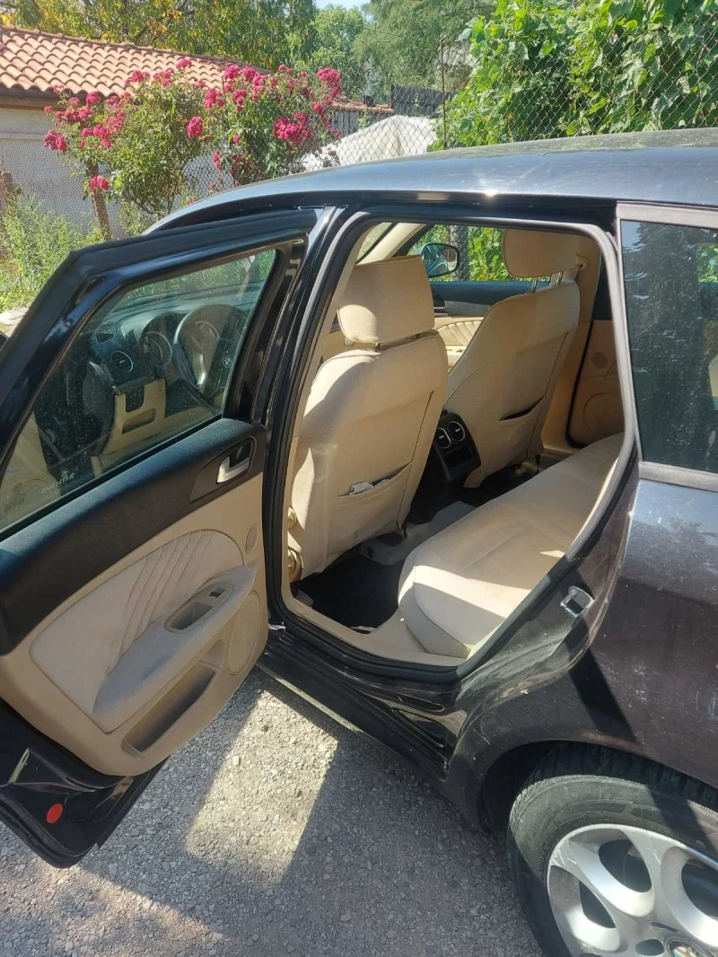 Alfa Romeo 159 sportwagon 1.9, снимка 8 - Автомобили и джипове - 52726016