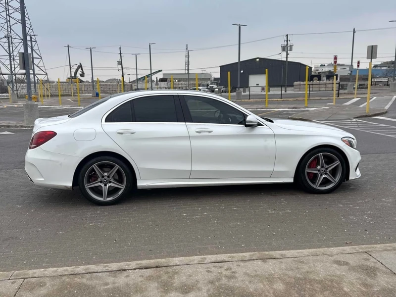 Mercedes-Benz C 300 * CARFAX * ЦЕНА ДО БГ, снимка 4 - Автомобили и джипове - 52867531