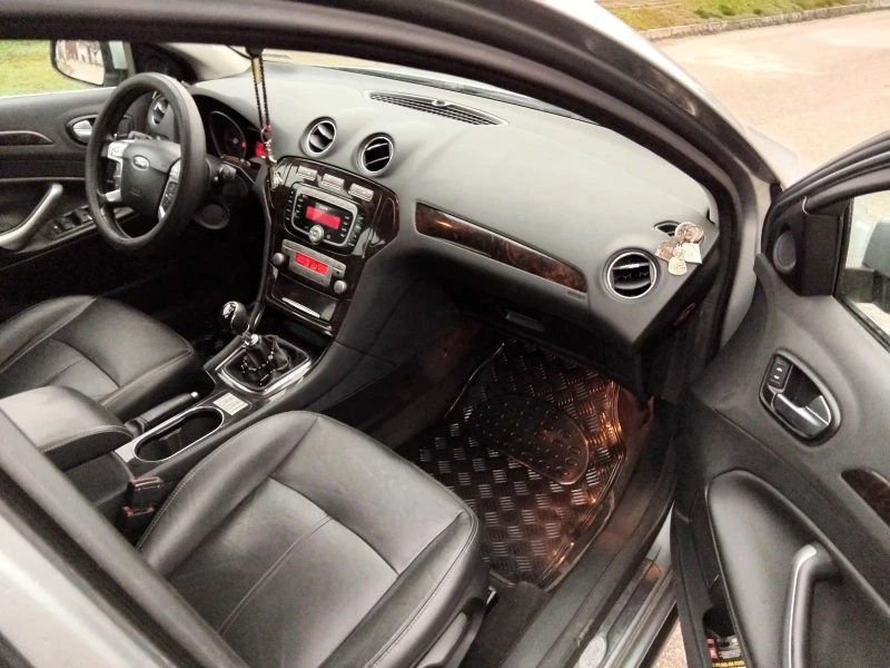 Ford Mondeo 2.0CDTI.140k+ КЛИМА. 2008г., снимка 14 - Автомобили и джипове - 53290296