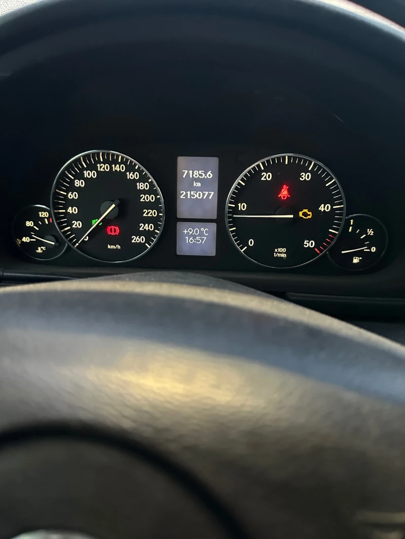 Mercedes-Benz C 200 Cdi, снимка 4 - Автомобили и джипове - 53418176