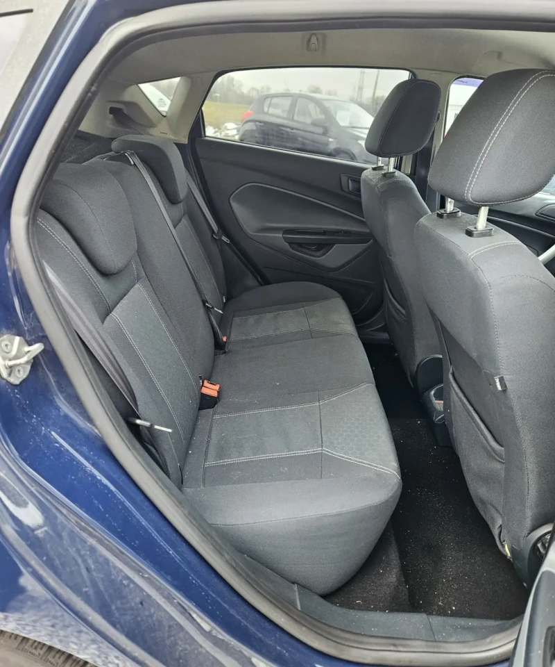 Ford Fiesta, снимка 9 - Автомобили и джипове - 53432174