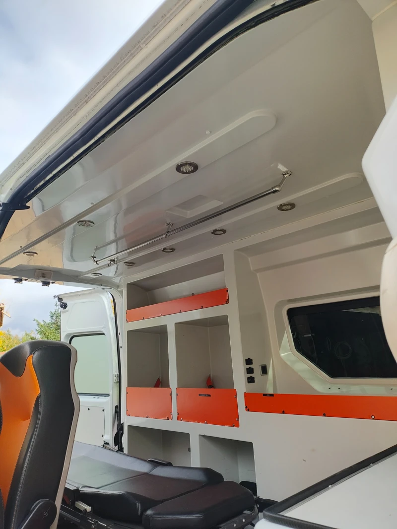 Nissan Leaf  MV-400, снимка 5 - Автомобили и джипове - 53578565