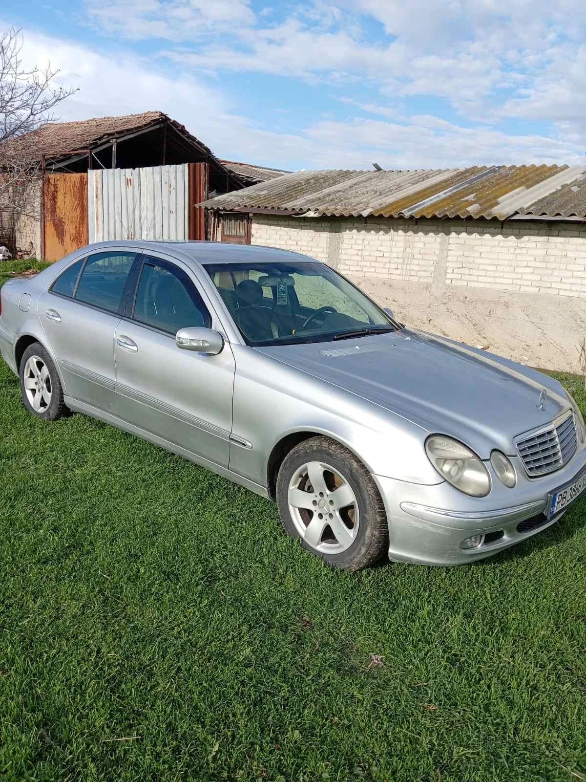 Mercedes-Benz E 270 270CDI  - изображение 5