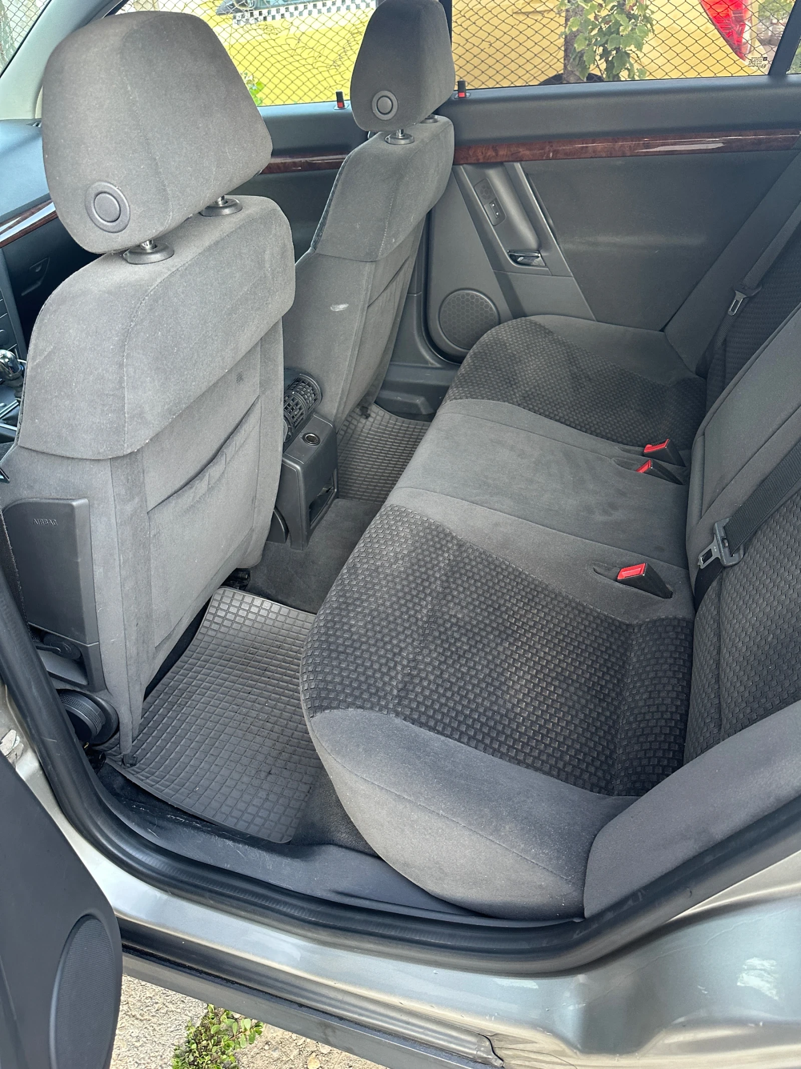 Opel Vectra 2.2 - изображение 7