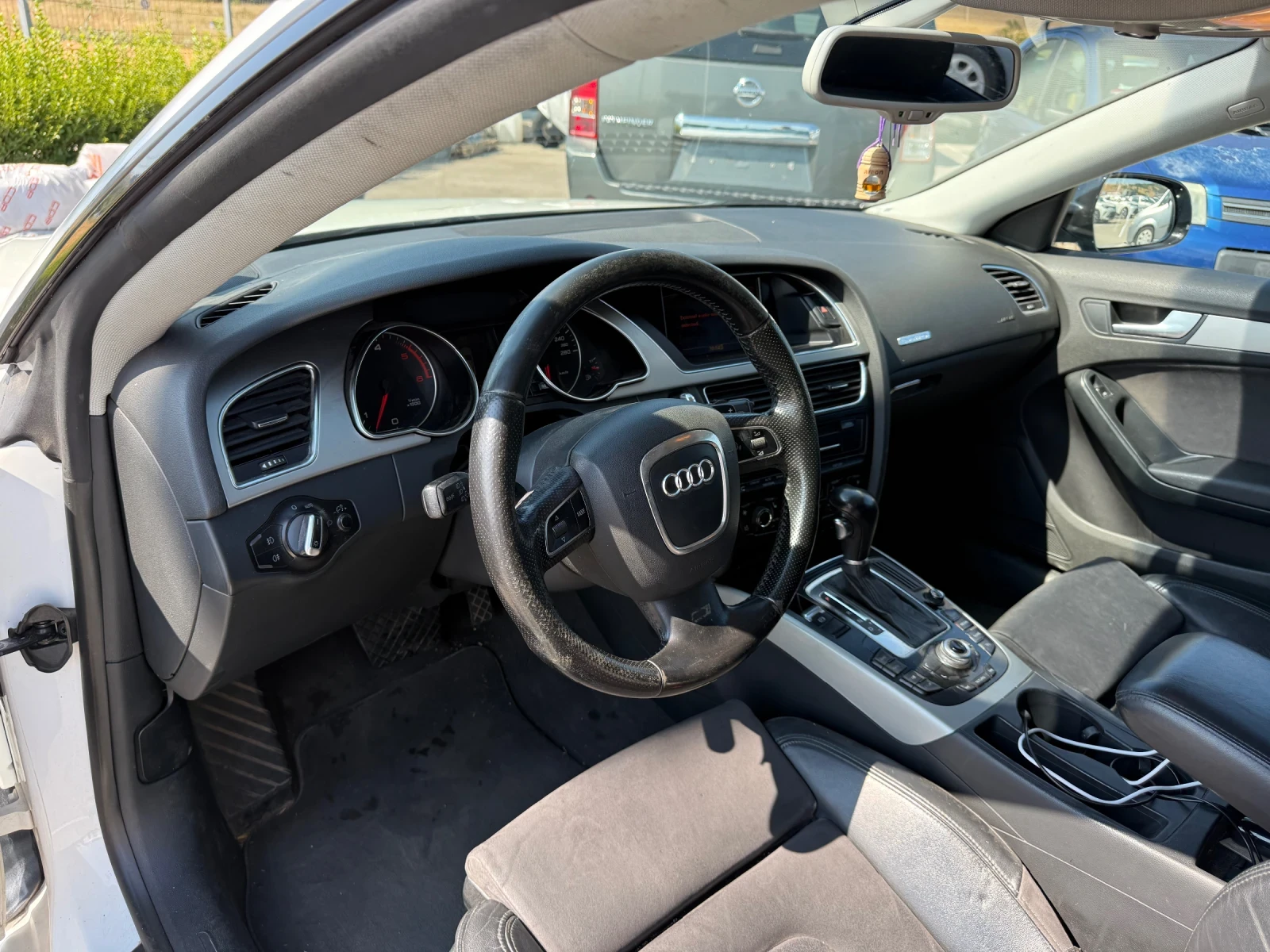 Audi A5 3.0TDI QUATTRO* S5 OPTIC* АВТОМАТИК* ОТЛИЧНА!!! - изображение 10
