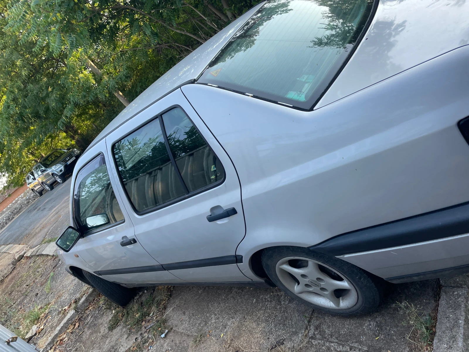 VW Vento  - изображение 3