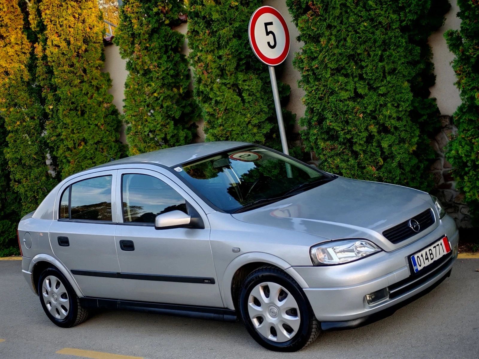 Opel Astra 1.6MI(84)* COMFORT-EDITION* НОВ ВНОС*  - изображение 8