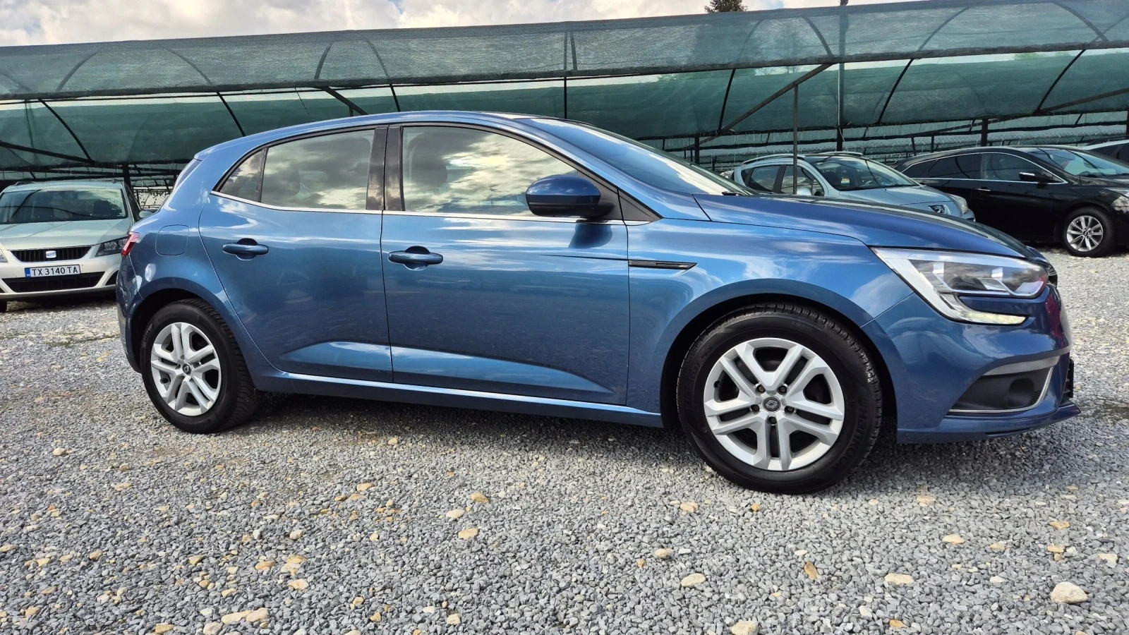 Renault Megane  - изображение 7