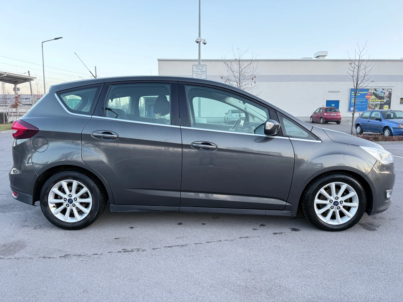 Ford C-max * 1.5TDCI* АВТОМАТ* НАВИГАЦИЯ* КАМЕРА* ПАРКТРОНИК* - изображение 4