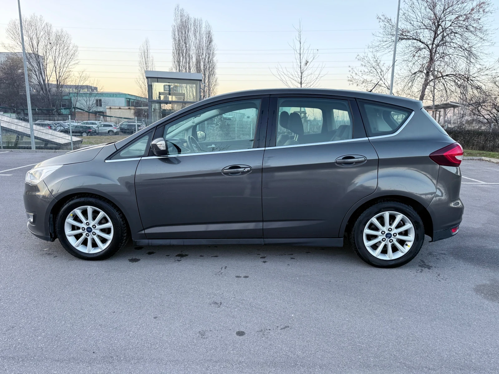 Ford C-max * 1.5TDCI* АВТОМАТ* НАВИГАЦИЯ* КАМЕРА* ПАРКТРОНИК* - изображение 5