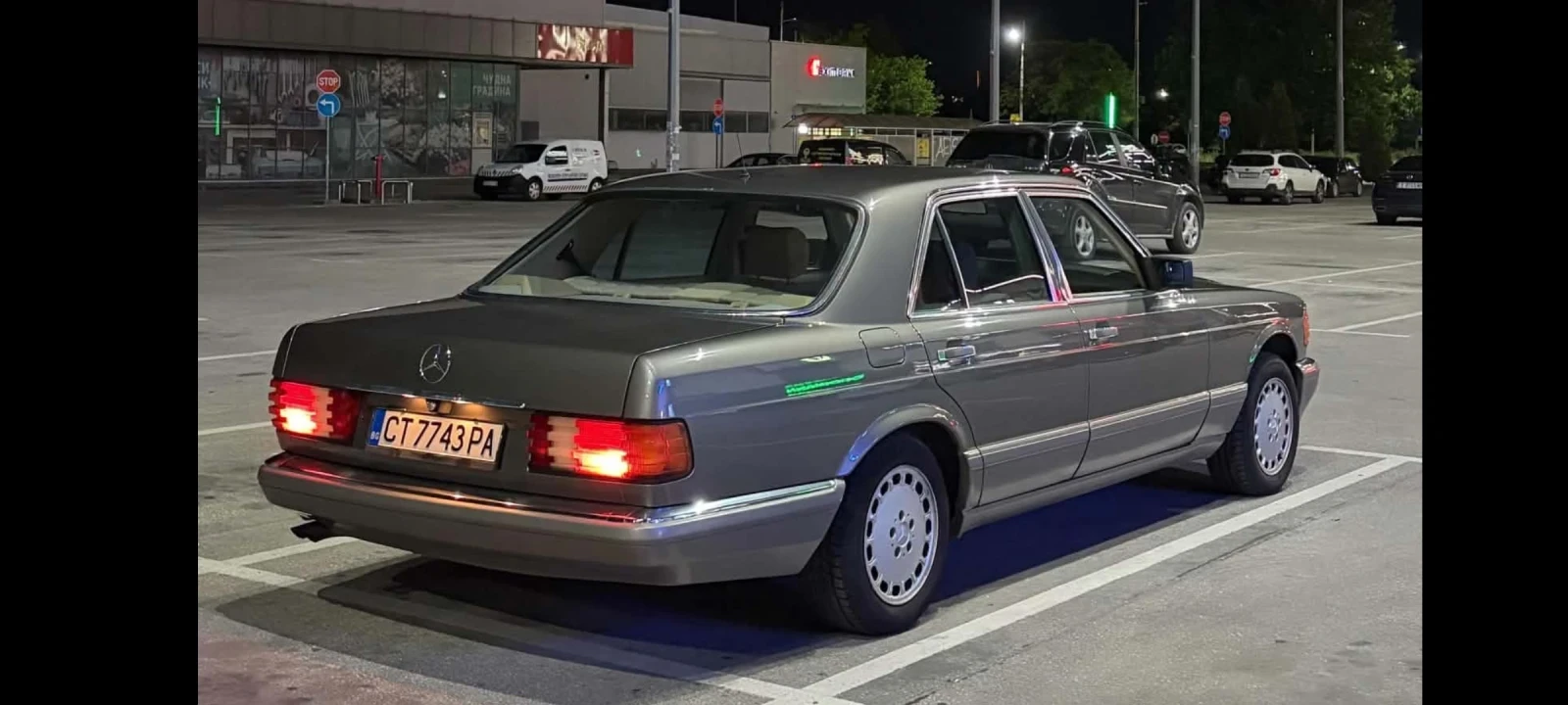Mercedes-Benz 126 300SE, снимка 4 - Автомобили и джипове - 55237162