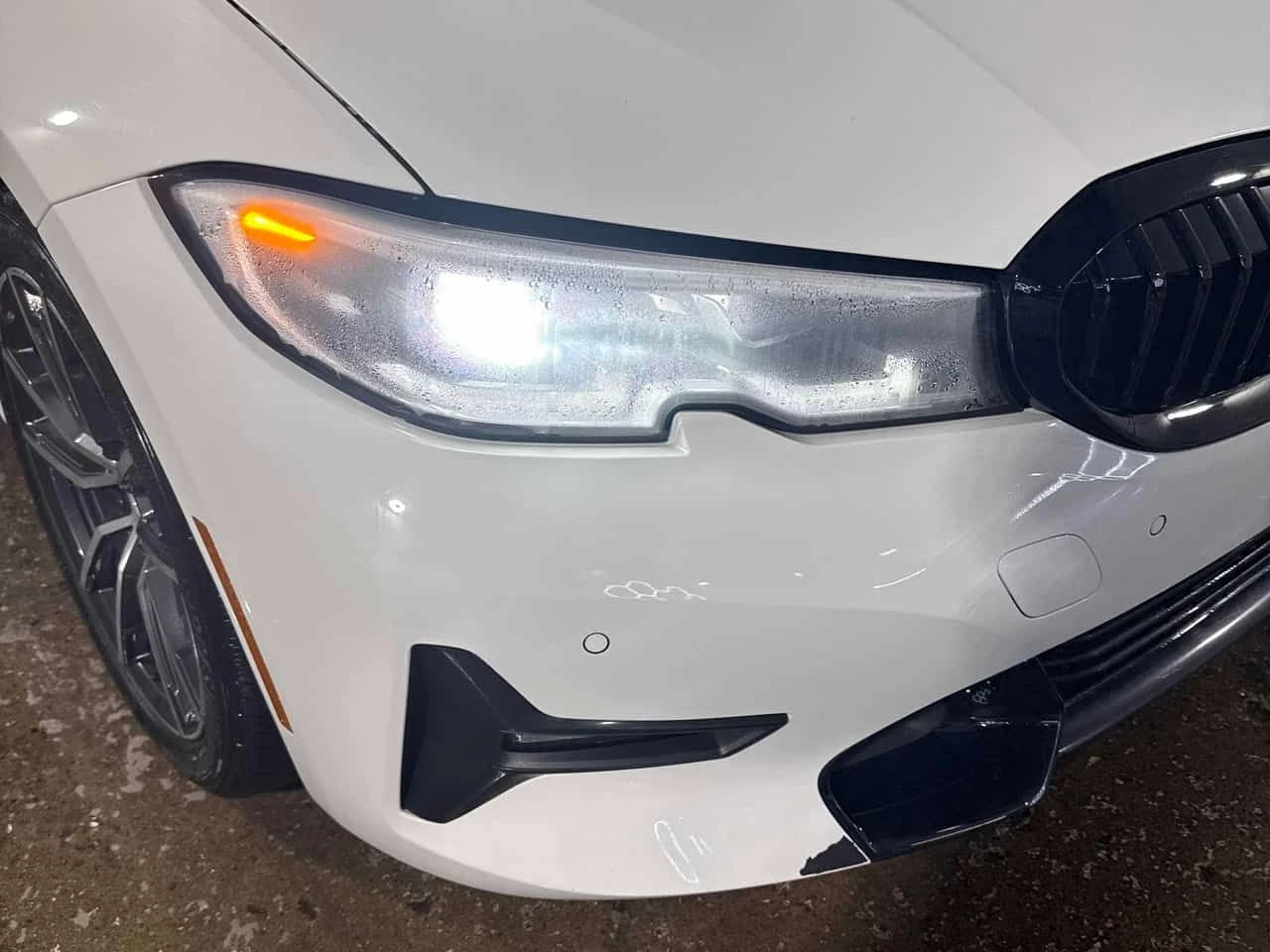 BMW 330 * 330i xDrive * CARFAX * ЦЕНА ДО БГ, снимка 6 - Автомобили и джипове - 53988922