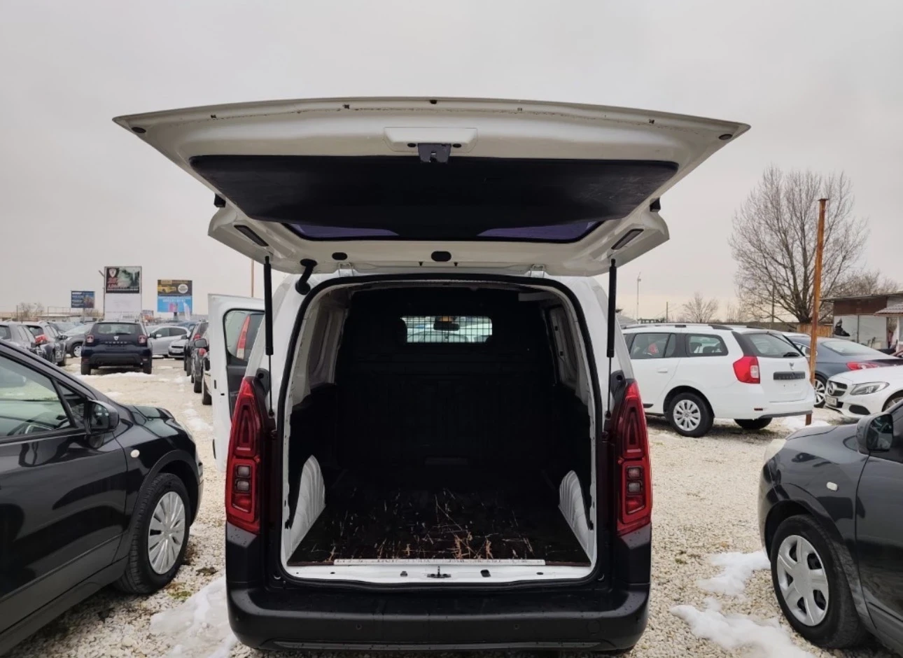 Opel Combo, снимка 4 - Автомобили и джипове - 53999879