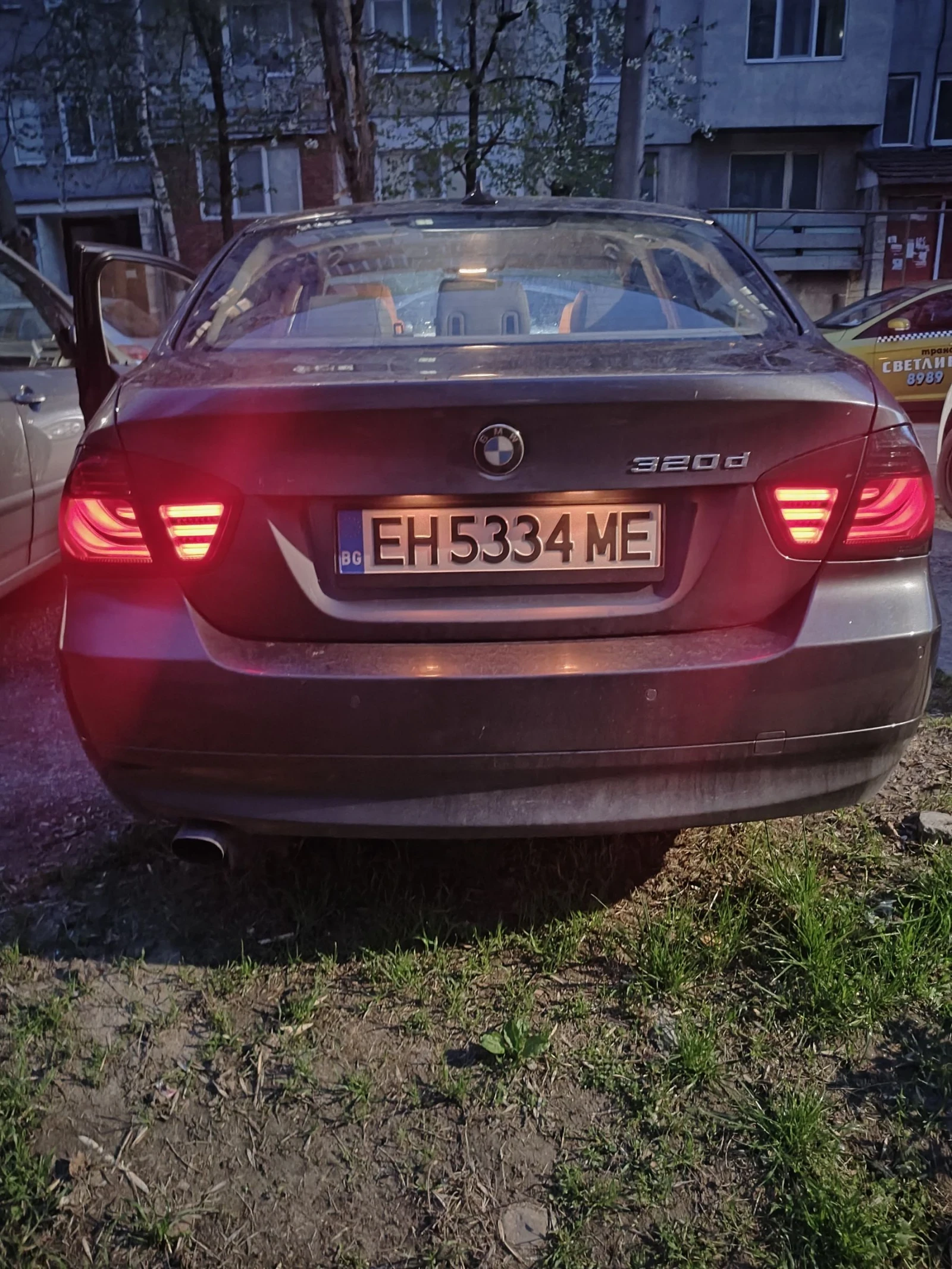 BMW 320 Е90, снимка 17 - Автомобили и джипове - 53999725