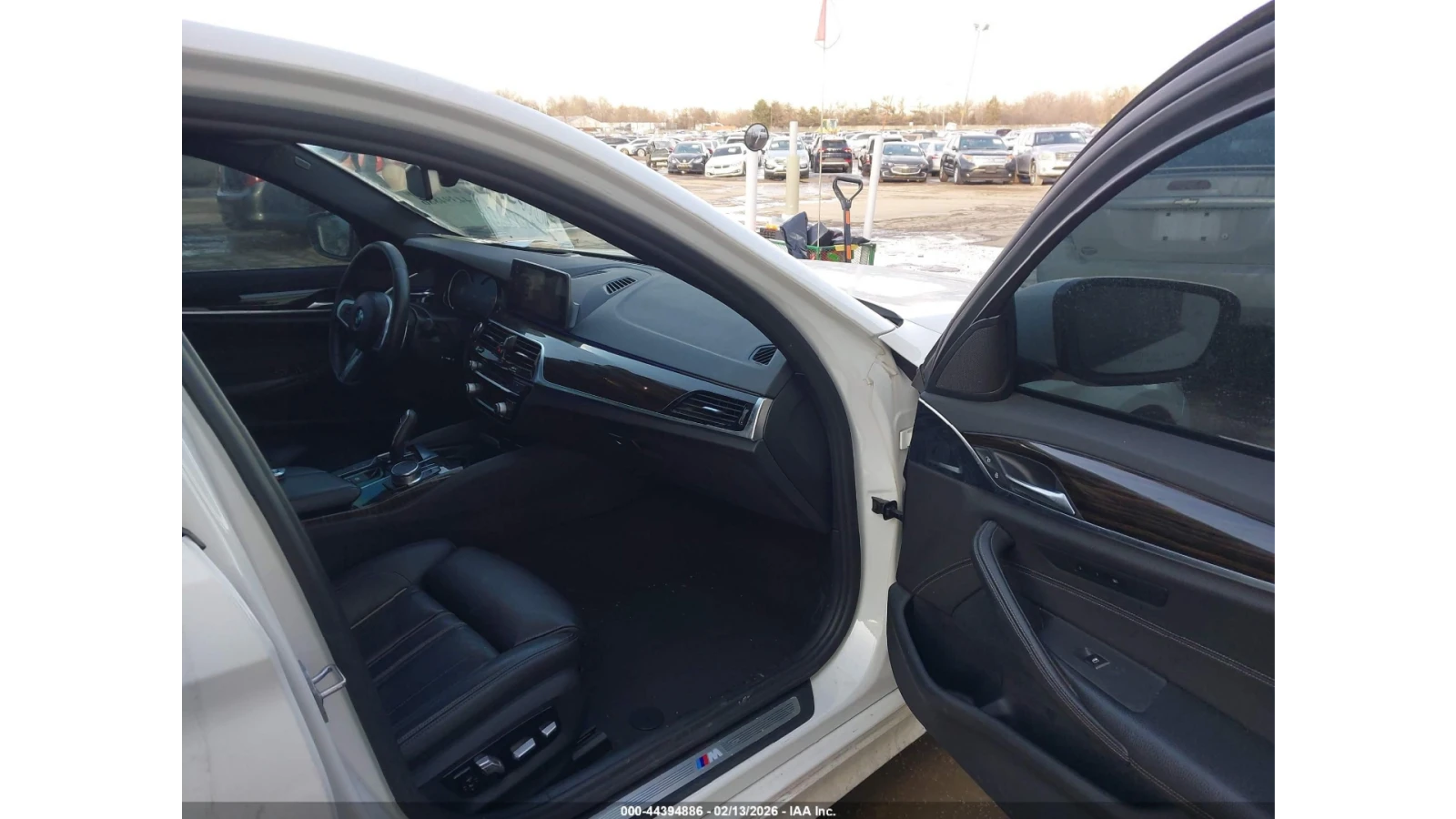 BMW 540 XDRIVE* МПАКЕТ* RECARO* KEYLESS* ШИБИДАХ* , снимка 10 - Автомобили и джипове - 54139595