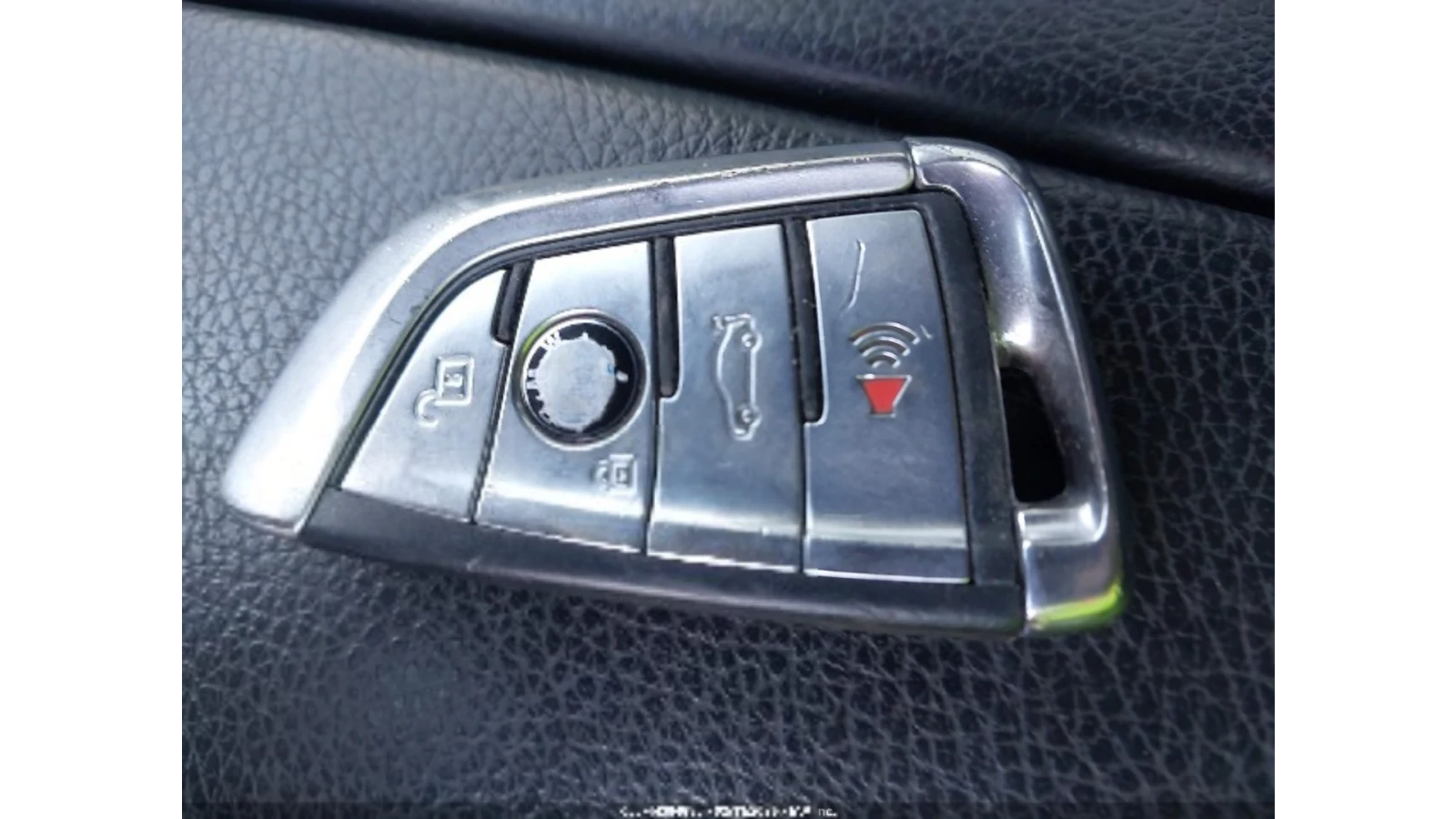 BMW 540 XDRIVE* МПАКЕТ* RECARO* KEYLESS* ШИБИДАХ* , снимка 13 - Автомобили и джипове - 54139595