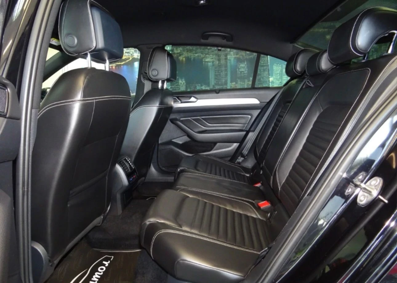 VW Passat, снимка 13 - Автомобили и джипове - 54195229