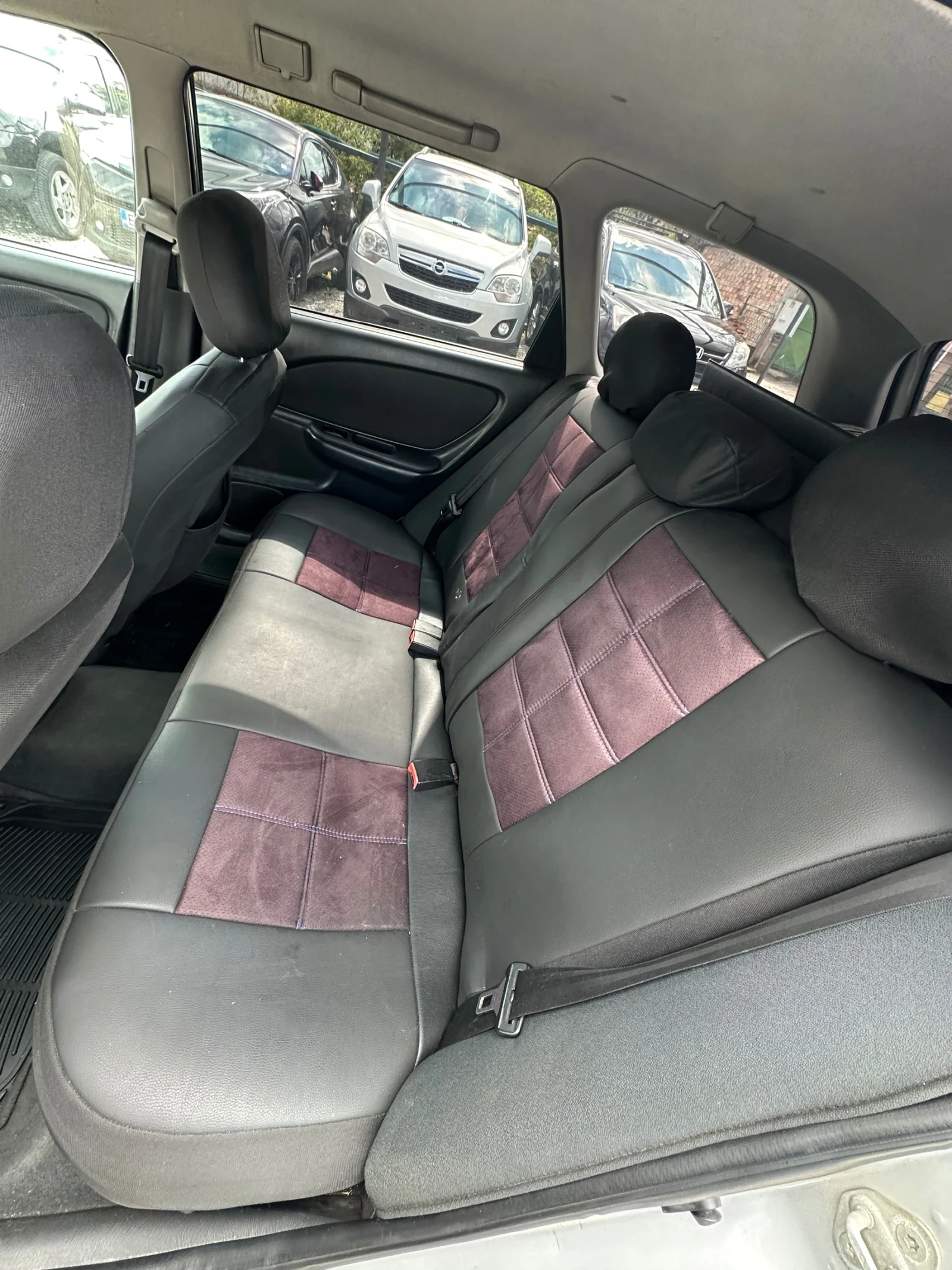 Toyota Avensis 2.0 i ГАЗ BRC КЛИМА , снимка 8 - Автомобили и джипове - 54395774