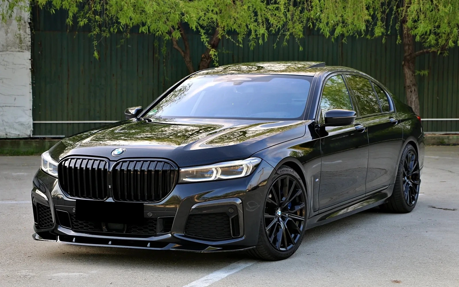 BMW 750 d xDrive M-Sport
