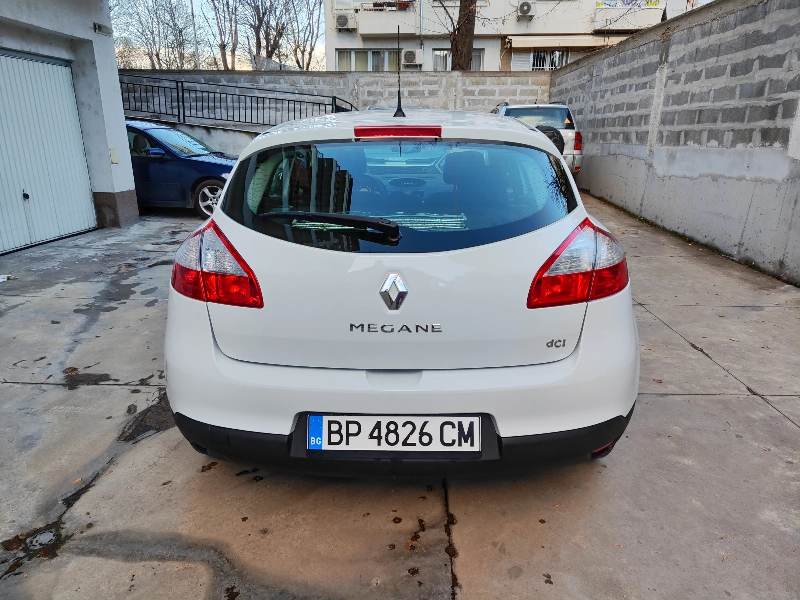 Renault Megane III, 1, 5 tDi, снимка 4 - Автомобили и джипове - 54683743