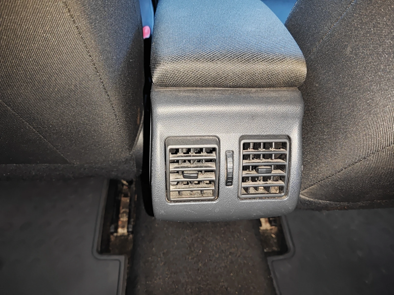 Renault Megane III, 1, 5 tDi, снимка 7 - Автомобили и джипове - 54683743