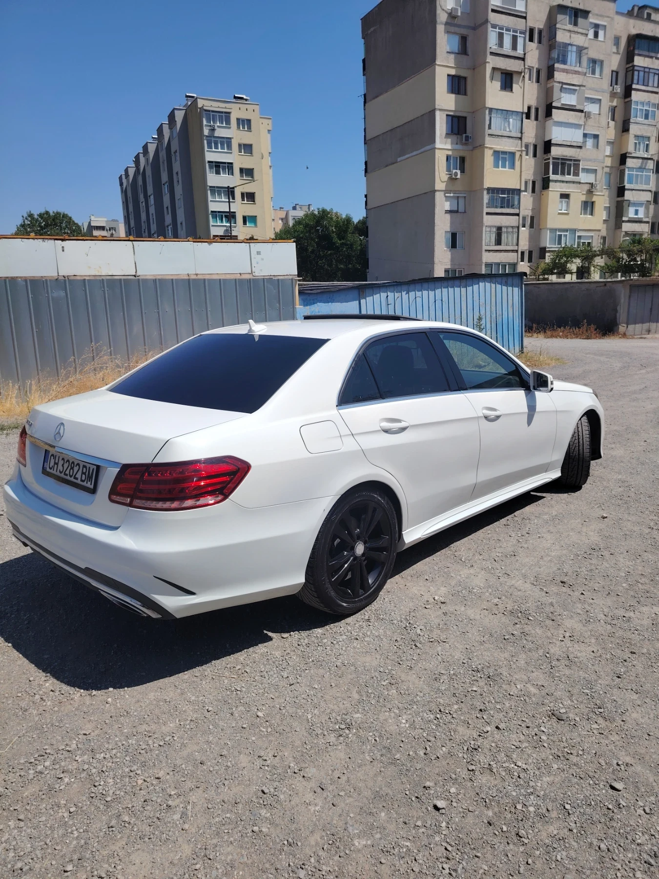 Mercedes-Benz E 350 АМГ пакет Бартер , снимка 2 - Автомобили и джипове - 54802177