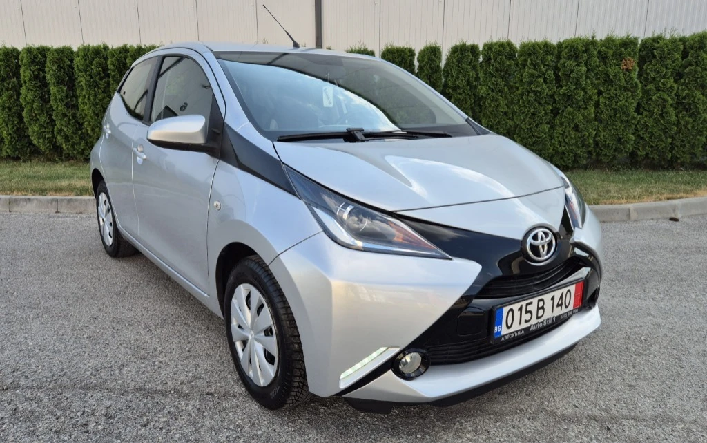 Toyota Aygo 1.0 Automatic, снимка 7 - Автомобили и джипове - 55179539