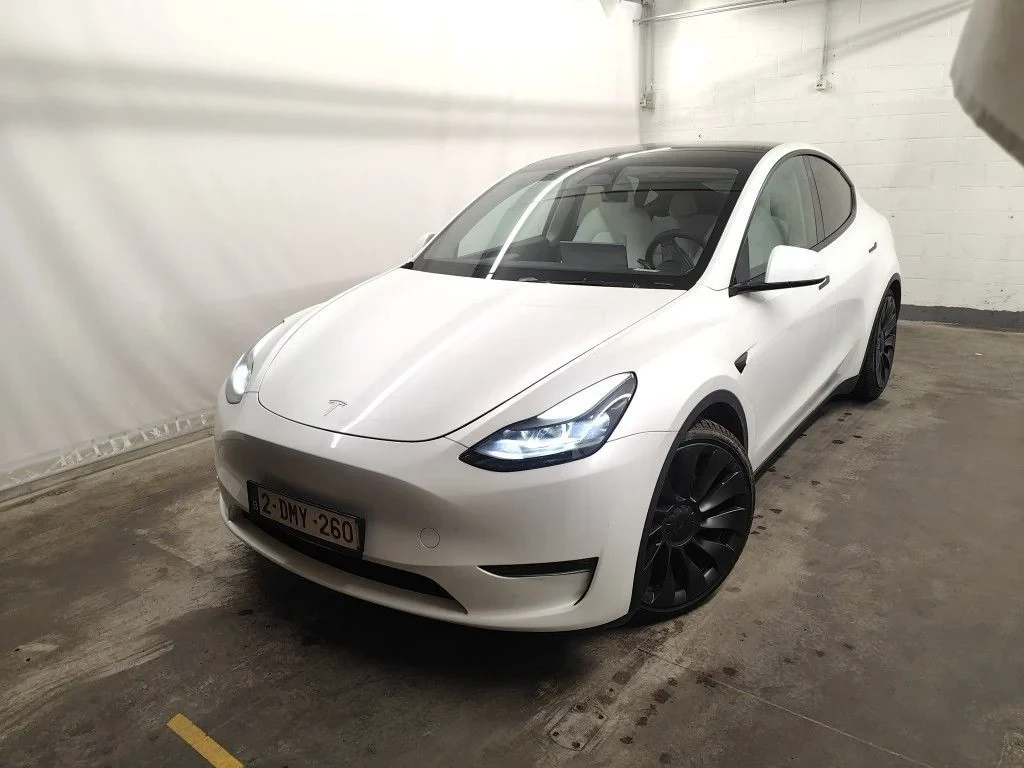 Tesla Model Y PERFORMANCE DUAL MOTOR NAVI LEATHER