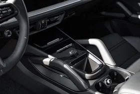 Porsche Cayenne S* E-HYBRID* PANO* HEAD-UP* BOSE* MEMORY* DISTR* , снимка 14