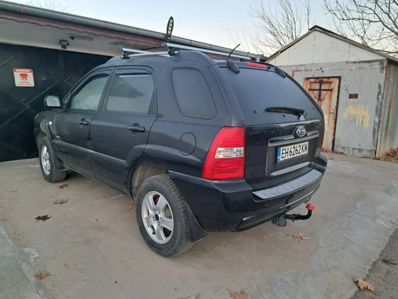 Kia Sportage, снимка 2 - Автомобили и джипове - 48391078