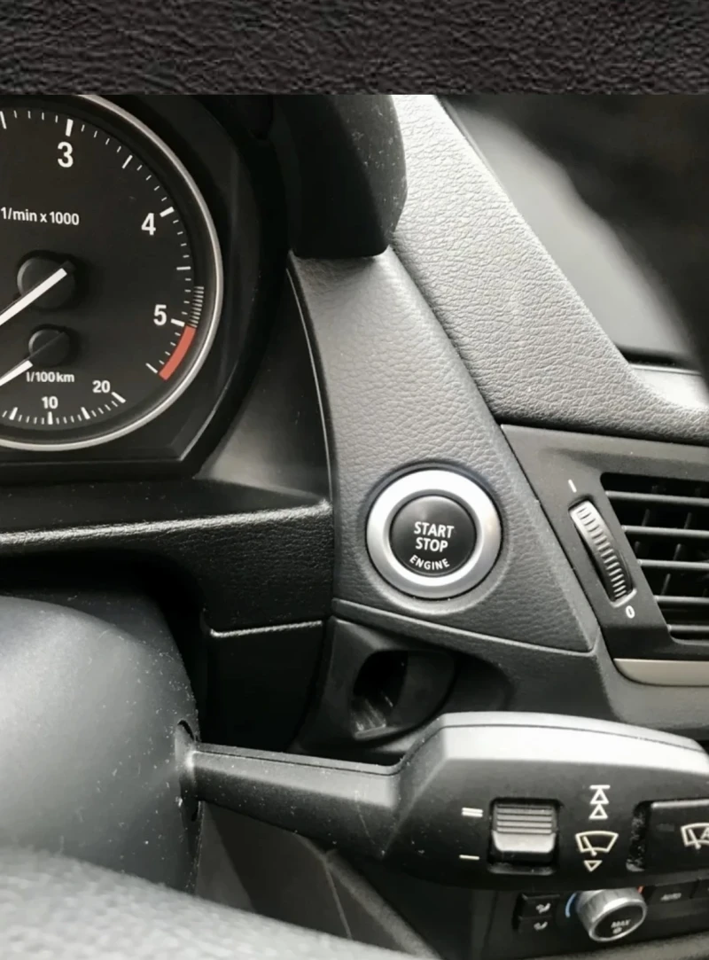 BMW X1, снимка 7 - Автомобили и джипове - 51855612