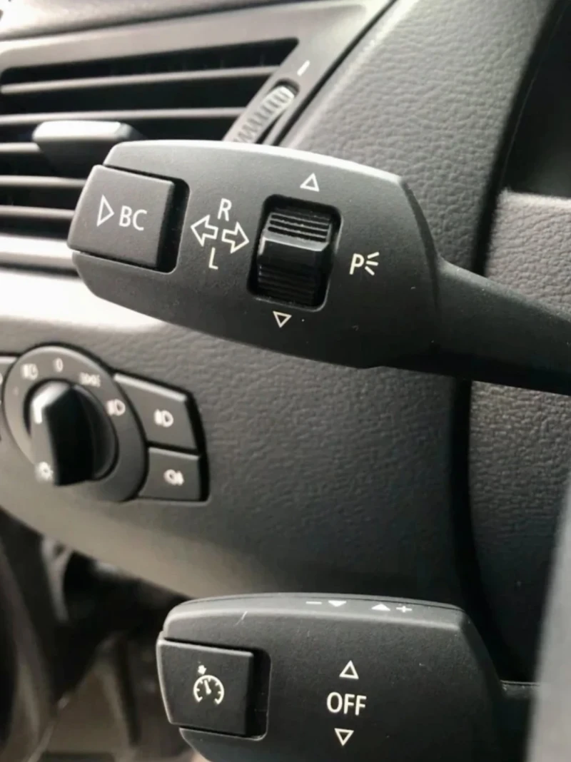 BMW X1, снимка 9 - Автомобили и джипове - 51855612