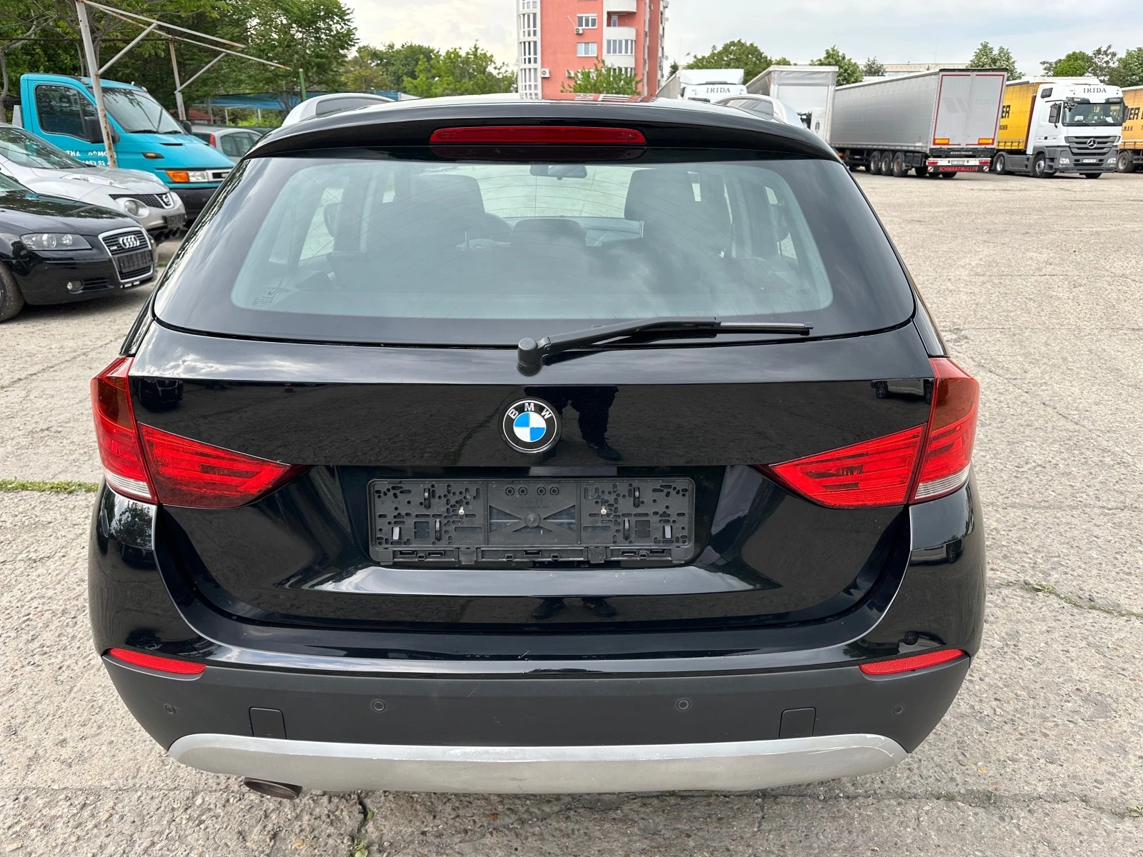 BMW X1 1.8 d - изображение 6