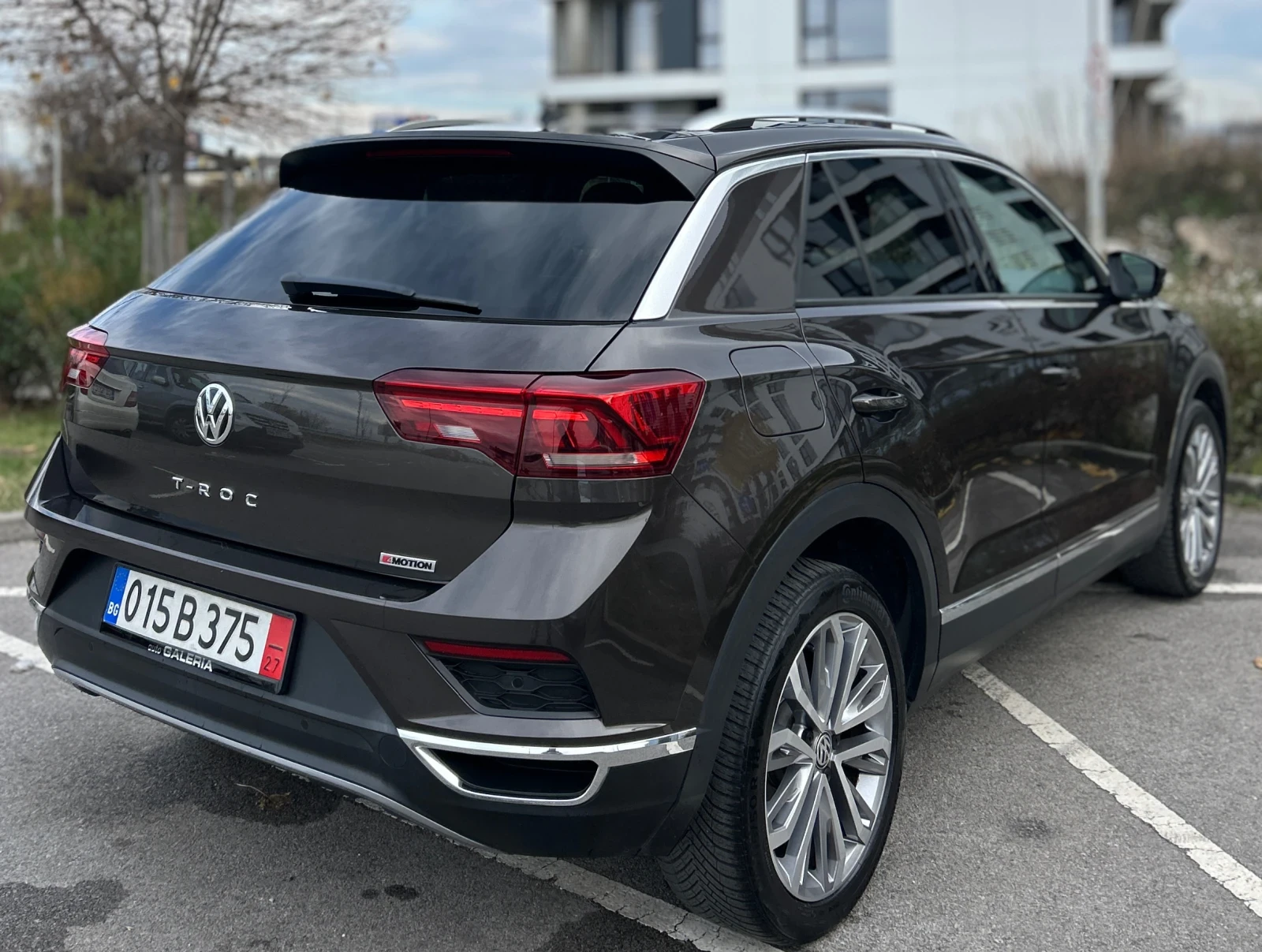 VW T-Roc 4Motion* DSG* FULL LED* DISTRONIC - изображение 8