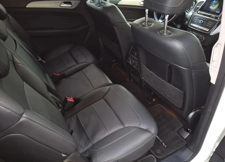 Mercedes-Benz GLS 400 4Matic AMG line - изображение 8