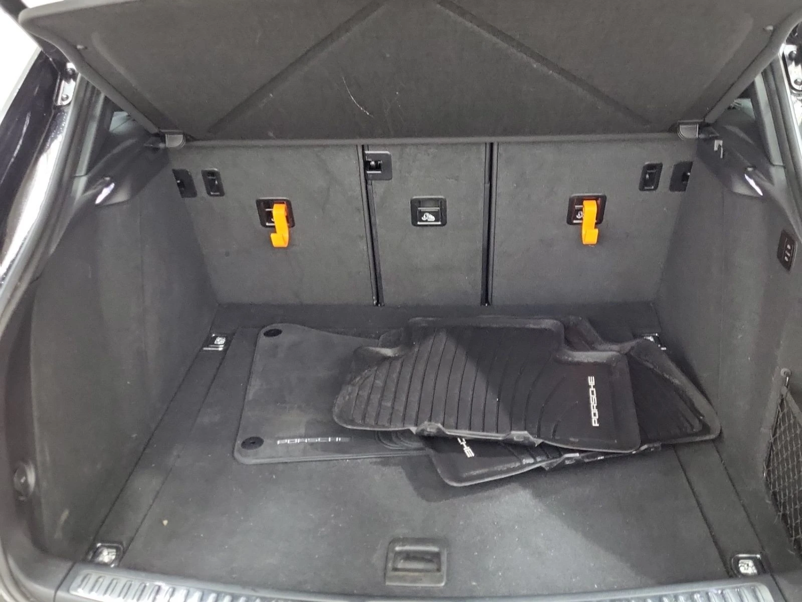 Porsche Macan GTS CARFAX ���� ������  | Mobile.bg � ����������� 13