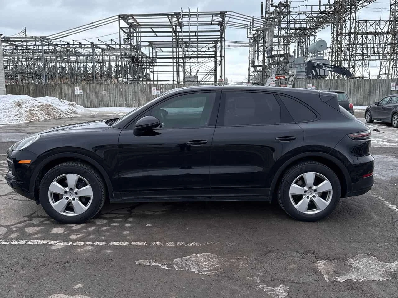 Porsche Cayenne 2020 * ПОДГРЕВ / ОБДУХВАНЕ / 360 КАМЕРА - изображение 3