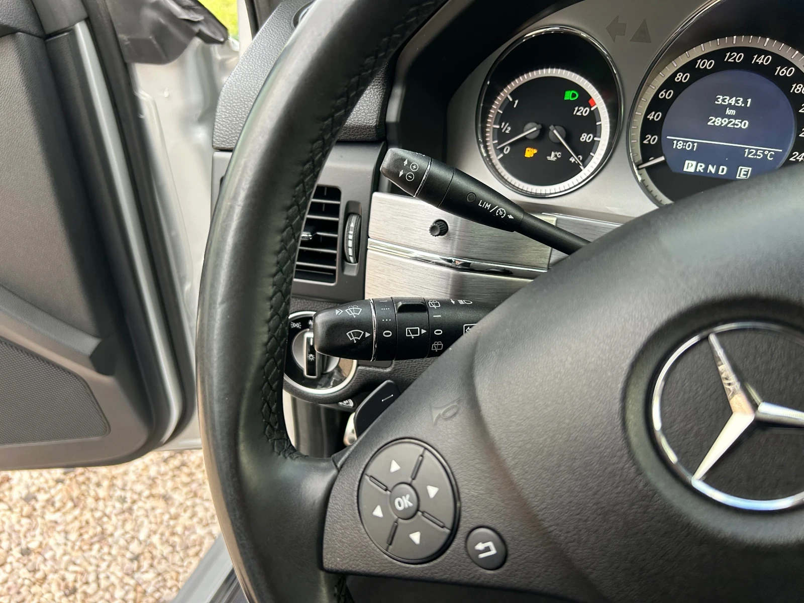 Mercedes-Benz GLK 4 MATIC, снимка 16 - Автомобили и джипове - 54093001