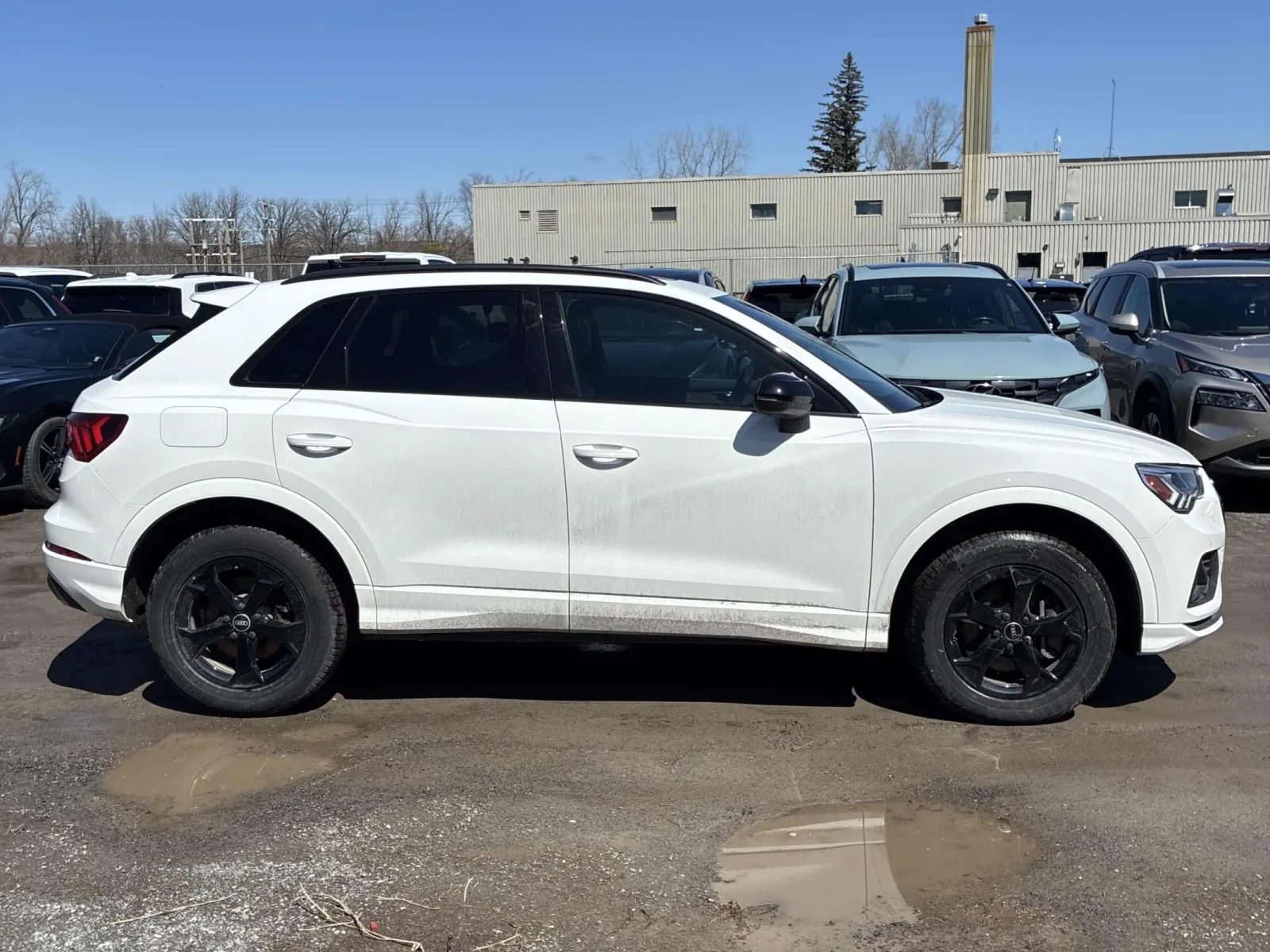 Audi Q3 Komfort * * CARFAX * * АВТО КРЕДИТ * * , снимка 4 - Автомобили и джипове - 54231794
