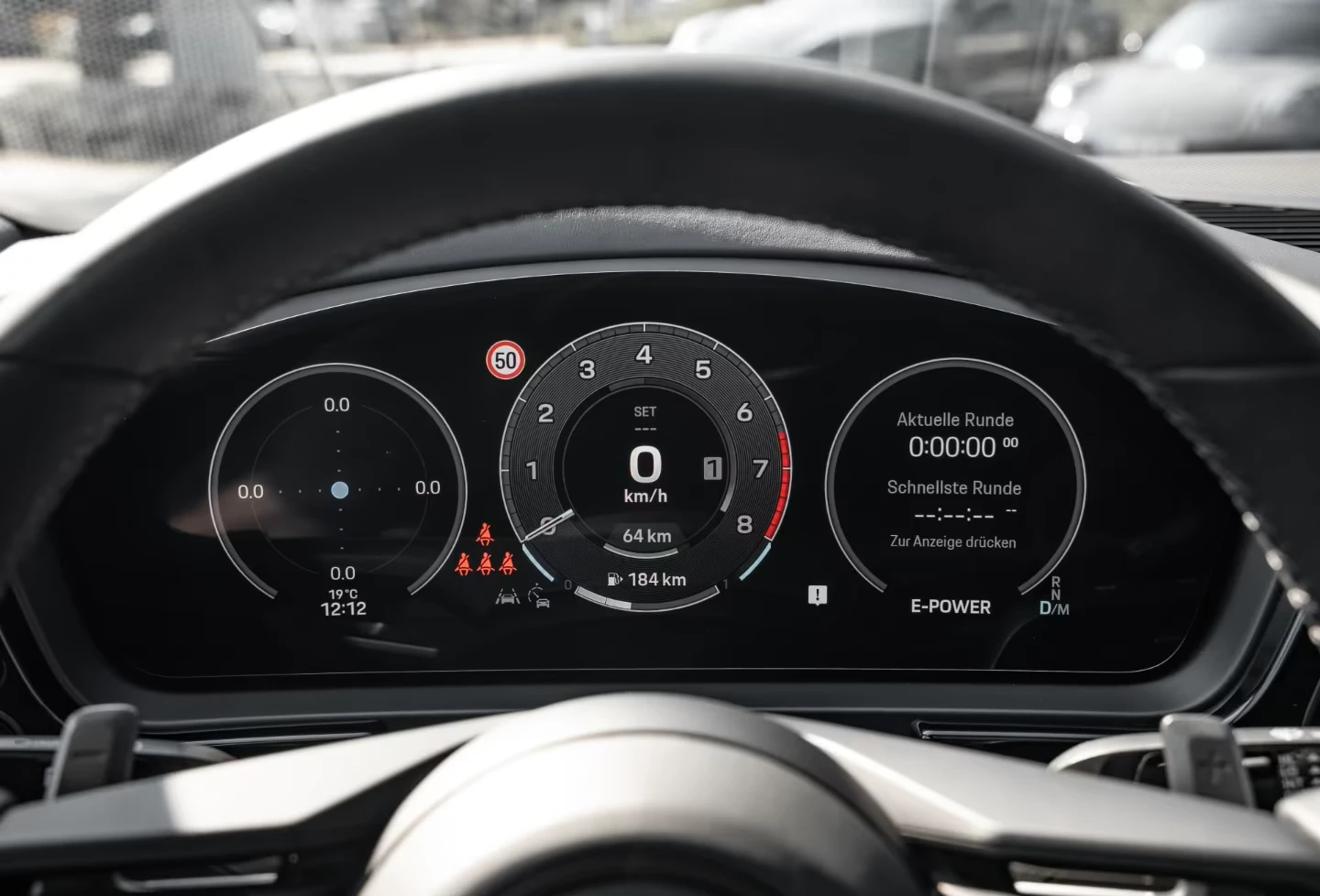 Porsche Cayenne S* E-HYBRID* PANO* HEAD-UP* BOSE* MEMORY* DISTR* , снимка 11 - Автомобили и джипове - 54452256
