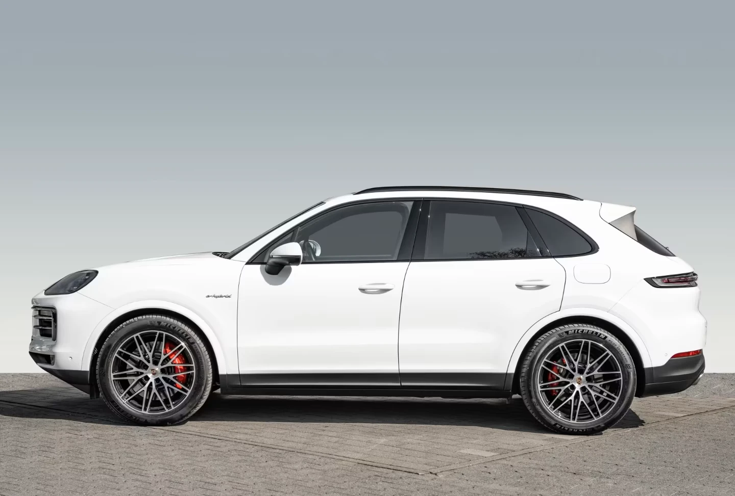 Porsche Cayenne S* E-HYBRID* PANO* HEAD-UP* BOSE* MEMORY* DISTR* , снимка 5 - Автомобили и джипове - 54452256