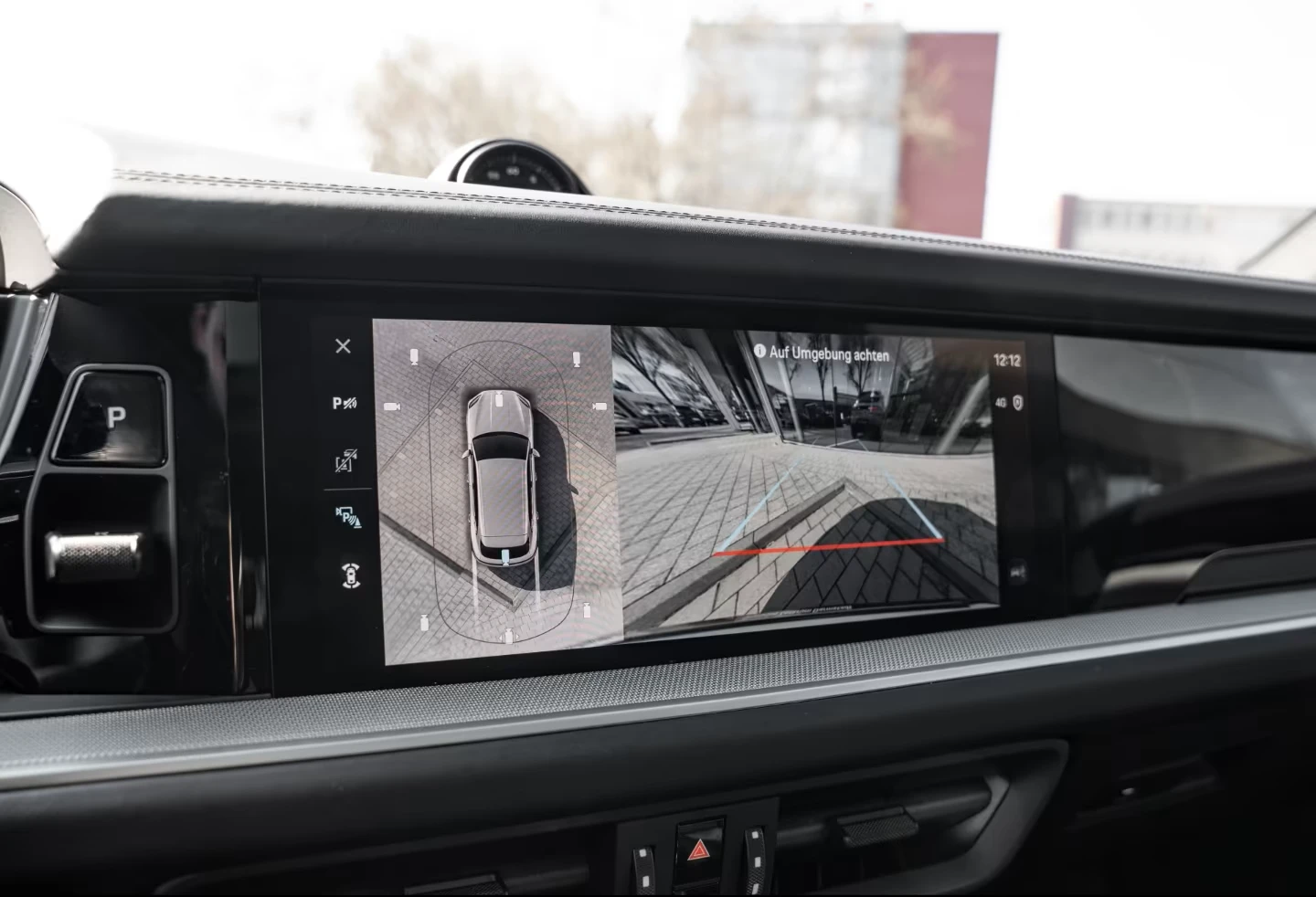 Porsche Cayenne S* E-HYBRID* PANO* HEAD-UP* BOSE* MEMORY* DISTR* , снимка 12 - Автомобили и джипове - 54452256
