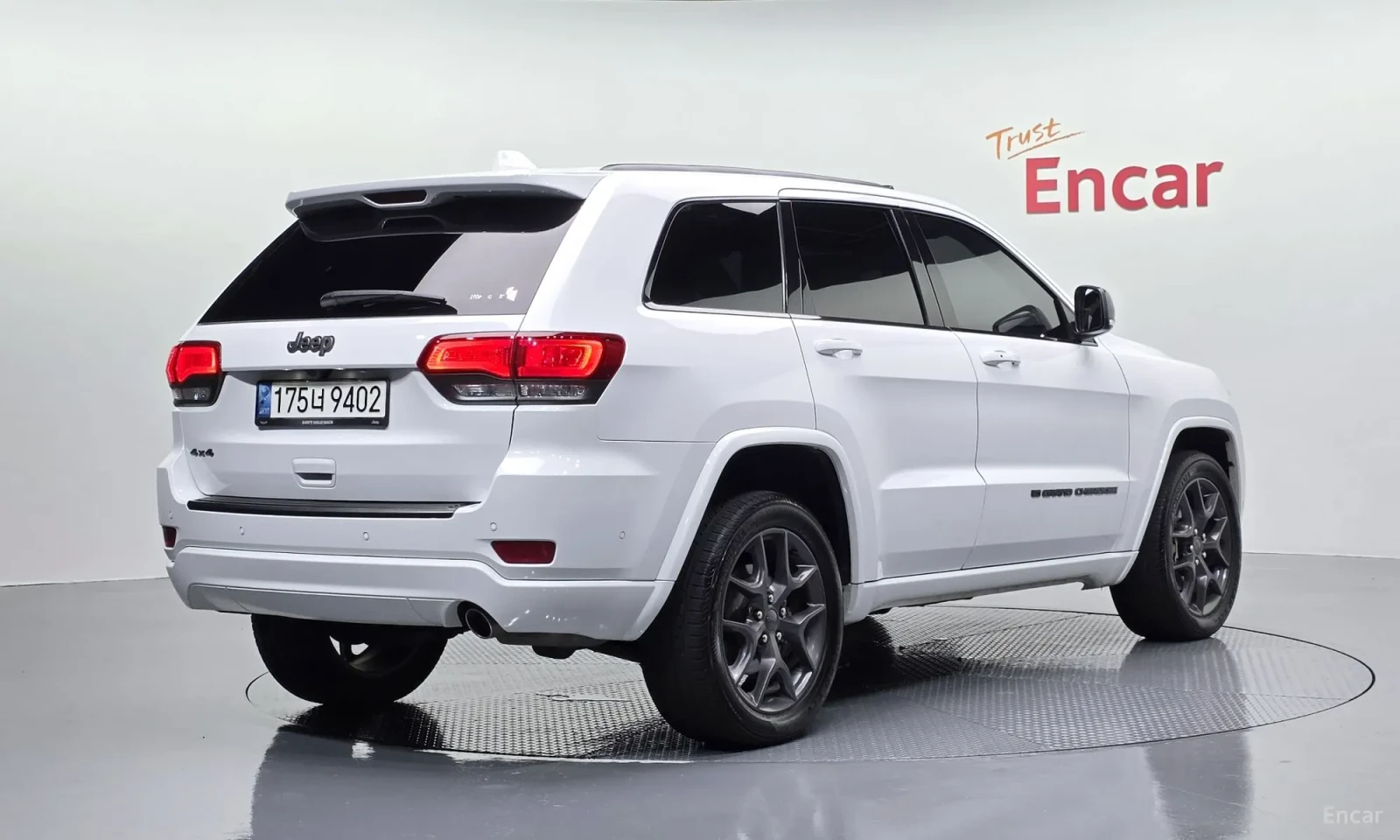 Jeep Grand cherokee SUMMIT* 3.6PENSTAR* TEXNOTEST* UNIKAT* WK2* , снимка 2 - Автомобили и джипове - 55216422