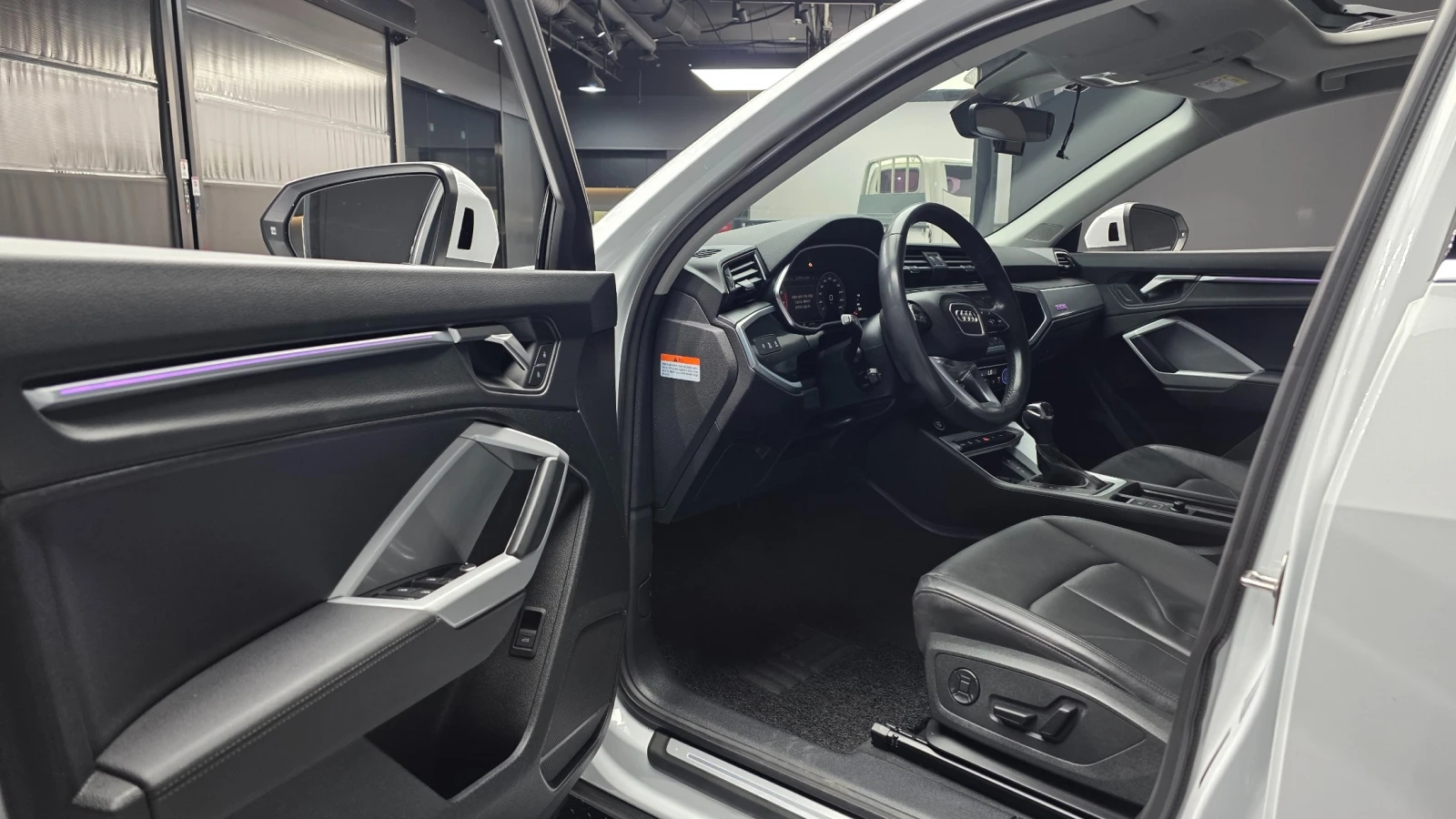 Audi Q3 2.0 40TFSI Quattro Sportback , снимка 9 - Автомобили и джипове - 55314475