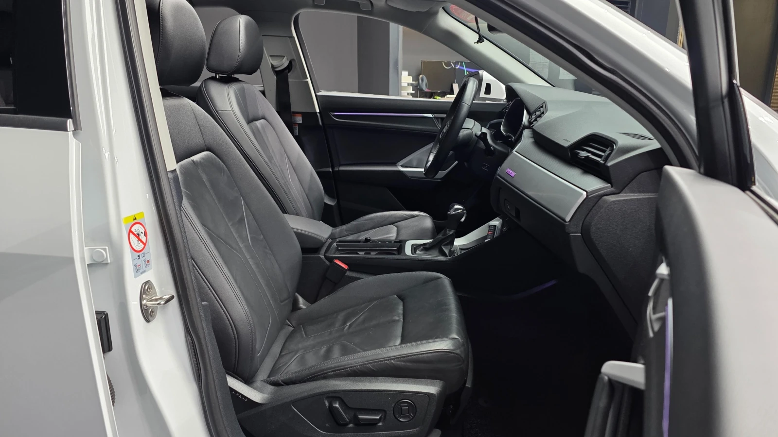 Audi Q3 2.0 40TFSI Quattro Sportback , снимка 11 - Автомобили и джипове - 55314475