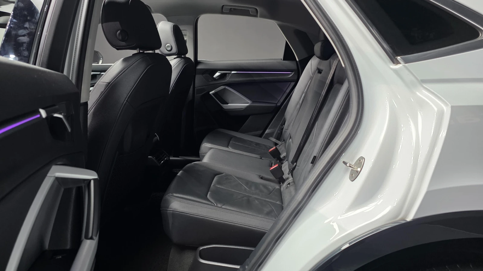 Audi Q3 2.0 40TFSI Quattro Sportback , снимка 10 - Автомобили и джипове - 55314475