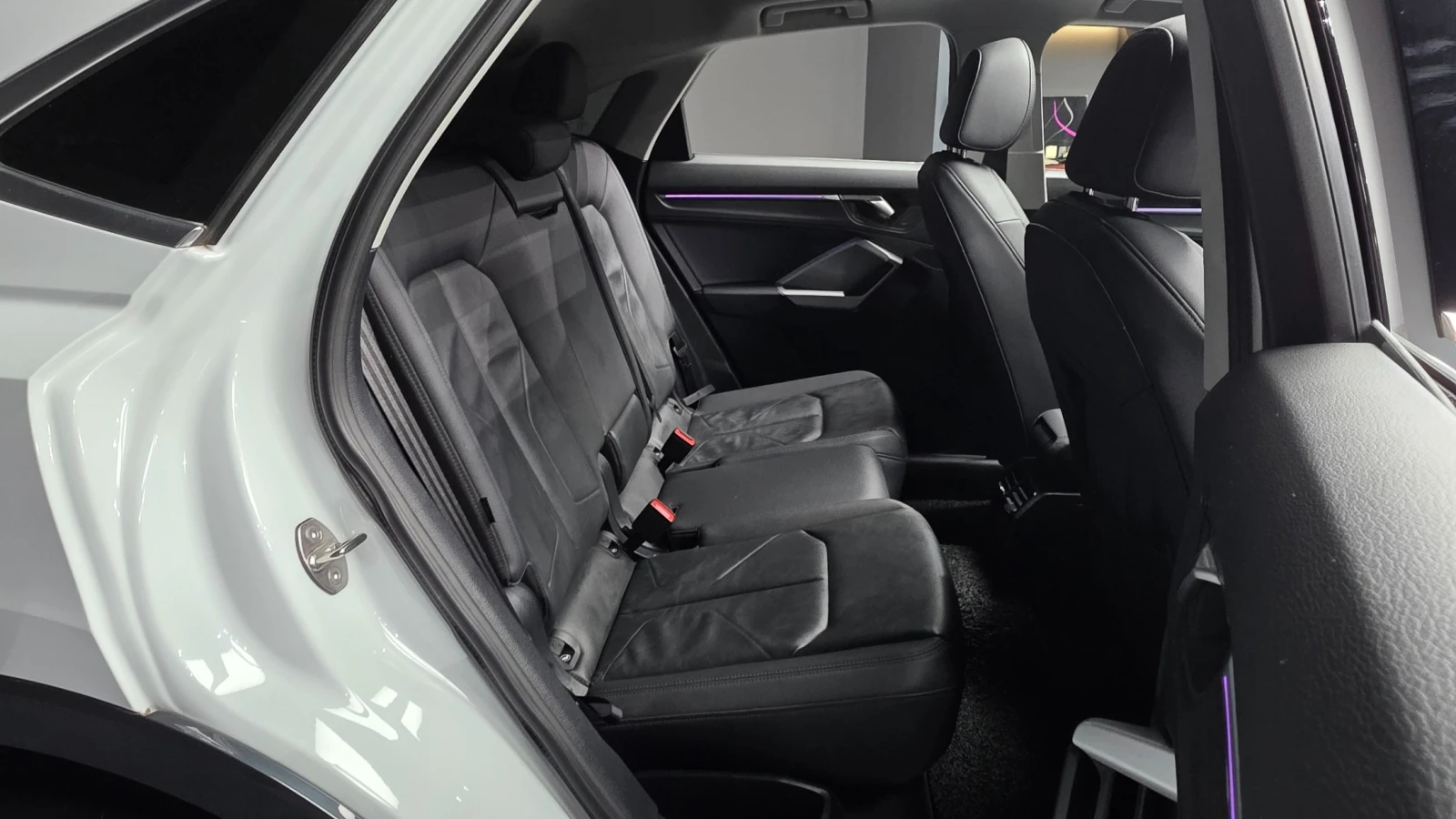 Audi Q3 2.0 40TFSI Quattro Sportback , снимка 12 - Автомобили и джипове - 55314475